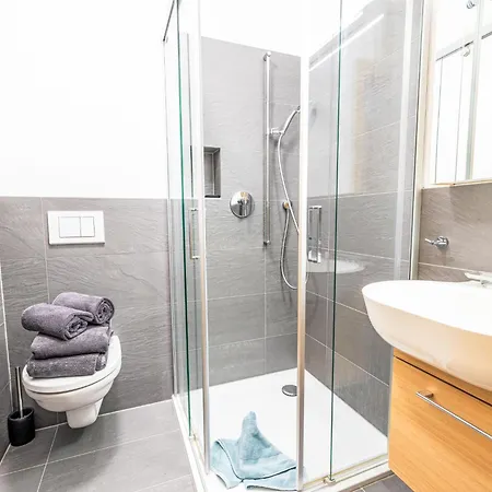 B21 By Interhome Lejlighed Leukerbad