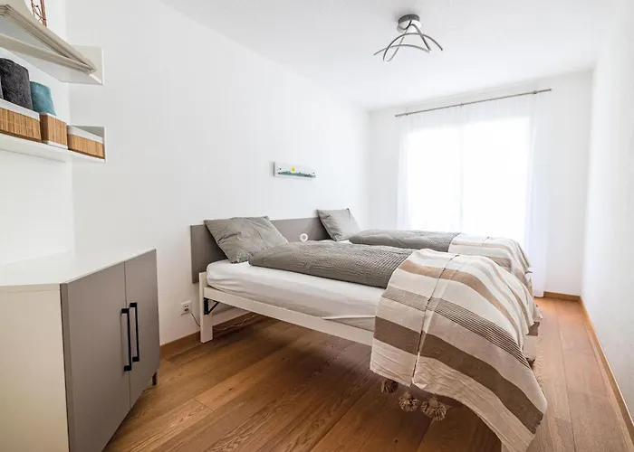 B21 By Interhome
