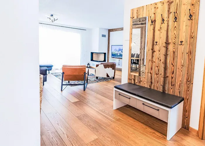 B21 By Interhome *